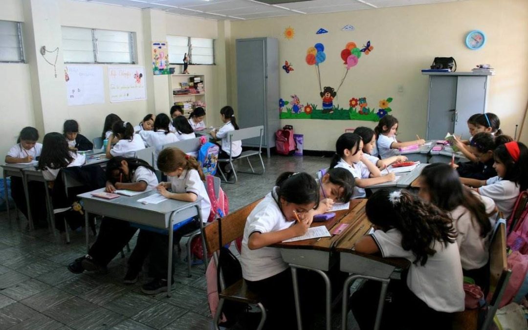 Educación en La Mejor Venezuela: Libre y para todos